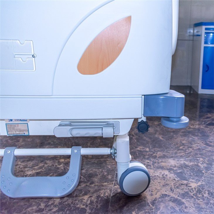 Back Up Mechanical Hospital Bed